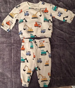 Conjunto de dos piezas de pantalones suéter de construcción multicolor Primark 6-9M - Imagen 1 de 4