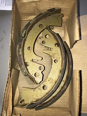 Brake Shoe 570 set of 4 MADE IN USA FREE SHIPPING - Image 1 of 2