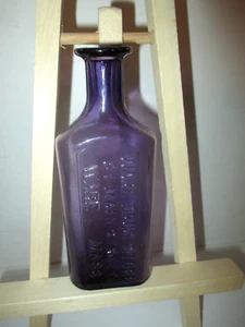 ANTIQUE EMBOSSED WARE DRUG STORE MASS USA PURPLE APOTHECARY PHARMACY BOTTLE - Picture 1 of 14