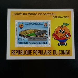 Congo Bloque Hoja Nº 32 Mundial de Fútbol 1982 Nuevo Sello Lujo MNH - Imagen 1 de 2