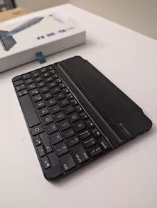 Logitech Magnetic Clip-On Ultra-thin Bluetooth Keyboard Case iPad Mini 1/2/3 - Picture 1 of 3
