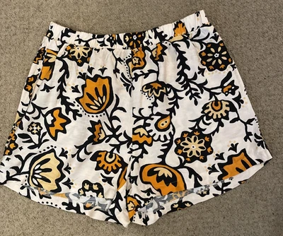 Primark Size 18 Black/Orange multi floral Pull on Shorts*** - Image 1 of 4