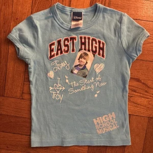 Disney High School Musical TROY Y2K Shirt Size Girls Med 10/12 VINTAGE 14”PTP - Picture 1 of 6