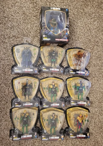 Hiya Toys Judge Dredd  1/18 Exquisite Mini Figure Lot Klegg Death Fear Fire + Cover