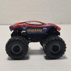 Camión diecast Hot Wheels Marvel Spider-Man escala 1:64 tapa coleccionable - Imagen 1 de 7