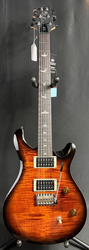 PRS CE 24 Maple Top Chitarra Elettrica Black Gold Burst con Borsa Gig (393) - Immagine 1 di 4