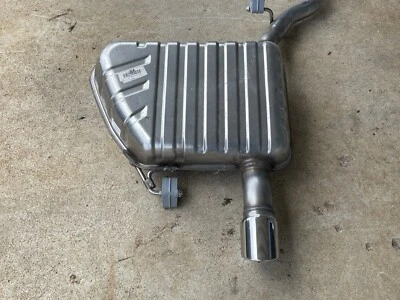 Silenciador resonador silenciador escape trasero Jaguar F-PACE FPACE 2017-20120 FABRICANTE DE EQUIPOS ORIGINALES Foto 1 de 4