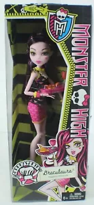 2013 Monster High Draculaura Creepateria NEW - Picture 1 of 7