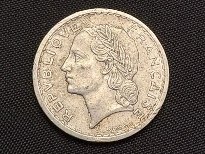 Moneda de aluminio de 5 francos franceses 1945 República Francesa André Lavrillier Foto 1 de 4