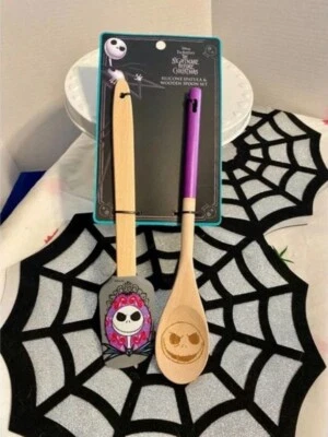 NEW! TIM BURTON'S 🎃 The Nightmare Before Christmas •SPATULA & •WOODEN SPOON. - Image 1 of 4