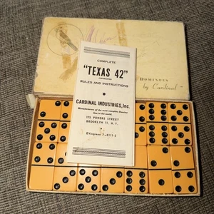 Vintage CATALIN Dominoes by CARDINAL #600 Set 28pc Butterscotch - Picture 1 of 8