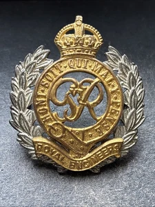 Royal Engineers Officers British Army Cap Badge. WW2 - Picture 1 of 4