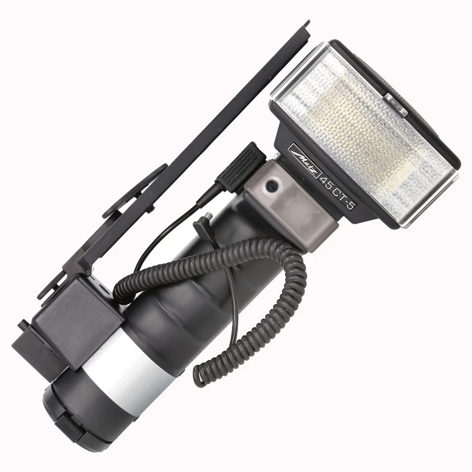 Metz 45 CT-5 Swivel Bounce Hammer Head Flash for Hasselblad Bronica Mamiya RZ67 - Image 1 of 4