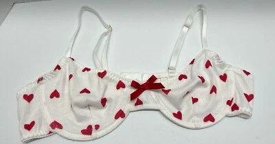 Sujetador de algodón acanalado blanco con corazones rojos 32B/XL listado en etiqueta sin marca Foto 1 de 4