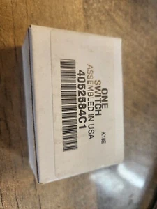 4166720c1 4052584c1 19407446 gm Navistar brake pressure switch oem general motor - Picture 1 of 5
