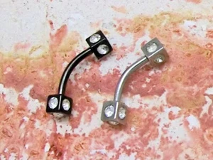 Sopracciglio Piercing 1,2x8mm Acciaio Banana Dadi Curvo Barbell Cristallo Klar - Foto 1 di 4