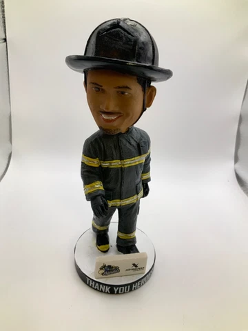 QUAD CITIES RIVER BANDITS FIREFIGHTER FIREMAN SGA BOBBLEHEAD BOBBLE NODDER RARE! Cover
