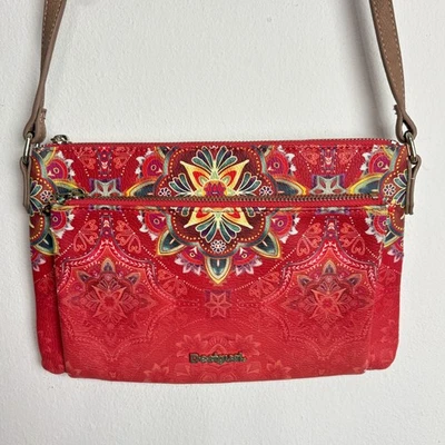 Bolso de mano bandolera Desigual para mujer Polaris Toulouse multicolor rojo rectangular Foto 1 de 4