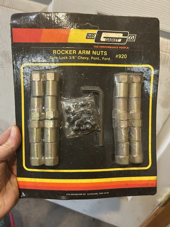 Mr Gasket 920G 3/8" Seal Sure-lock Rocker Arm Nuts Set Of 16 - Image 1 of 1