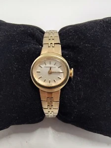 Womens Caravelle N9 (1979) Gold Tone Wind Up Watch. Tested, Runs Well. - Picture 1 of 6