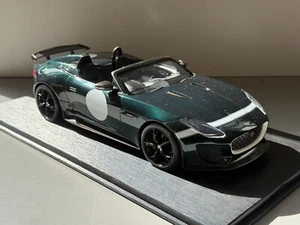 TOP SPEED TSM 1:18 SCALE JAGUAR F TYPE PROJECT 7 BRITISH RACING GREEN TS0033 - Picture 1 of 8