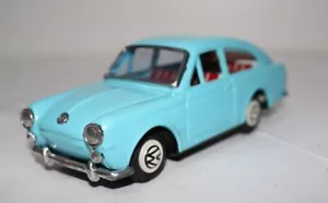 VOLKSWAGEN 1600 FASTBACK de Bandai. Años 60 Fricción. Muy buen estado. - Imagen 1 de 4