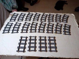 Lego System City Zug Schienen Menge 20 gebogene gerade Schienen  - Bild 1 von 2