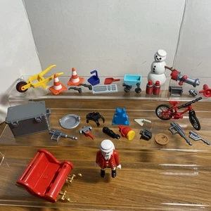 Playmobil Christmas Santa Sleigh Snowman Bicycle Trunk Parts Lot C - Picture 1 of 12