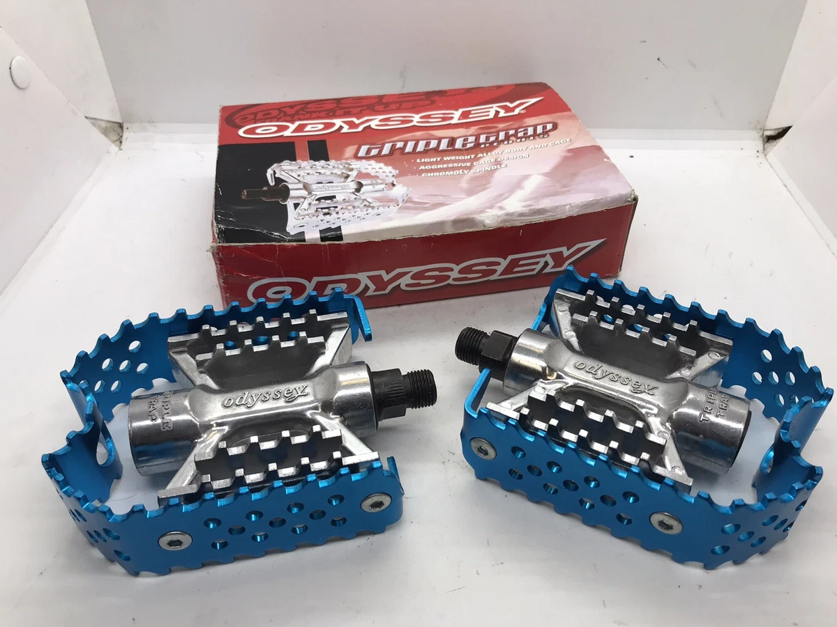 ☆新品箱付き ODYSSEY TRIPLE TRAP フラットペダル 新品箱付き ODYSSEY
