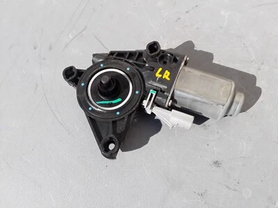 Chrysler 300 2017 motor de ventana de puerta lateral trasera izquierda fabricante de equipos originales Foto 1 de 4