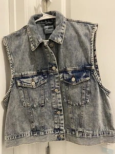 Denim Jacket / Vest Teenager Sz Large Sleeveless Unisex Jean Jacket Button Front - Picture 1 of 7