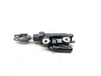 15 Cilindro maestro de freno trasero Yamaha XVS950 VStar 950 BREMBO Foto 1 de 4