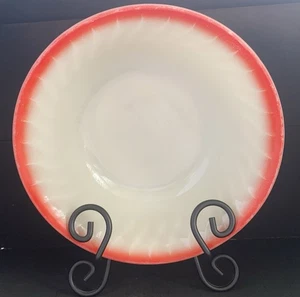 "Cuenco de verduras Early Fire King Sunrise Swirl 8"" borde rojo vintage" - Imagen 1 de 2