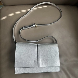 Gianni Chiarini Hand Shoulder Bag Clutch Silver Leather Italy - Picture 1 of 13