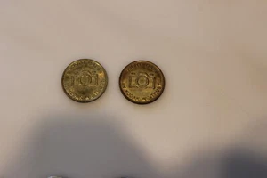 VINTAGE 2 MARKEN -- FOTO HAUS - IN KODAK WE TRUST TOKEN/MÜNZE - Bild 1 von 4