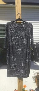 Taylor for Pea in a Pod Long Sleeve Dress Size Small Floral Black LBD Maternity - Picture 1 of 10