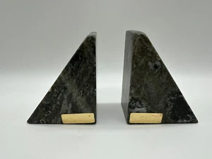 Vintage grüner Stein Quarz Buchstützen PAAR - 4"x 3 1/4" x 2" -SCHWER-KLEINER CHIP - Bild 1 von 8