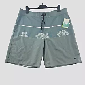Wave Zone Boardshorts Men Size 36 Green Floral Skate Swim Casual Wear NWT - Picture 1 of 12