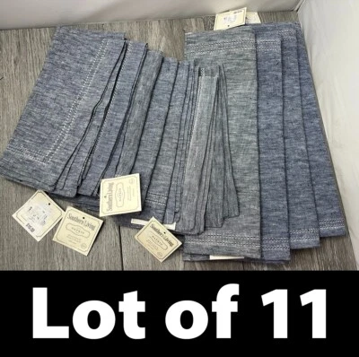 Lot/11 Southern Living: 4 Placemats / 7 Napkins, Blue (color has variances) - Image 1 of 4