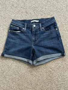 Pantalones cortos elásticos con puños de longitud media Levi’s para mujer talla 26 lavado oscuro - Imagen 1 de 8
