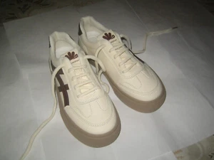 Ladies trainers ‘ FASHION ‘ – size 5 ( EU 38 ) – cream / brown – good condition - Picture 1 of 5