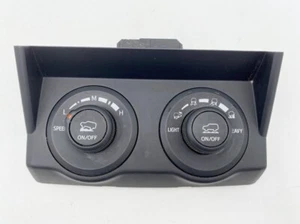 2012 - 2017 Toyota 4Runner Crawl Control 4x4 Mode Switch Panel OEM 75D949 - Picture 1 of 5