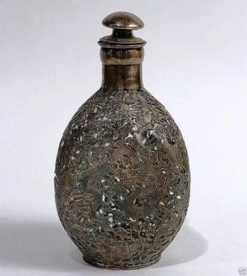 A017 À venda é um uísque esterlino ornamentado do século XIX para exportação chinesa  - Imagem 1 de 4