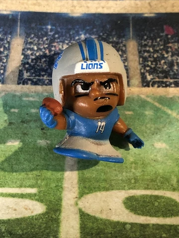 2023 NFL Teenymates Series 11 Lockers Amon-RA St. Brown RP Lions Bench + Cooler Cover