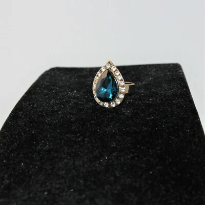 Ring Damen Herz Tropfen Kristall Gold Strass  - Bild 1 von 2