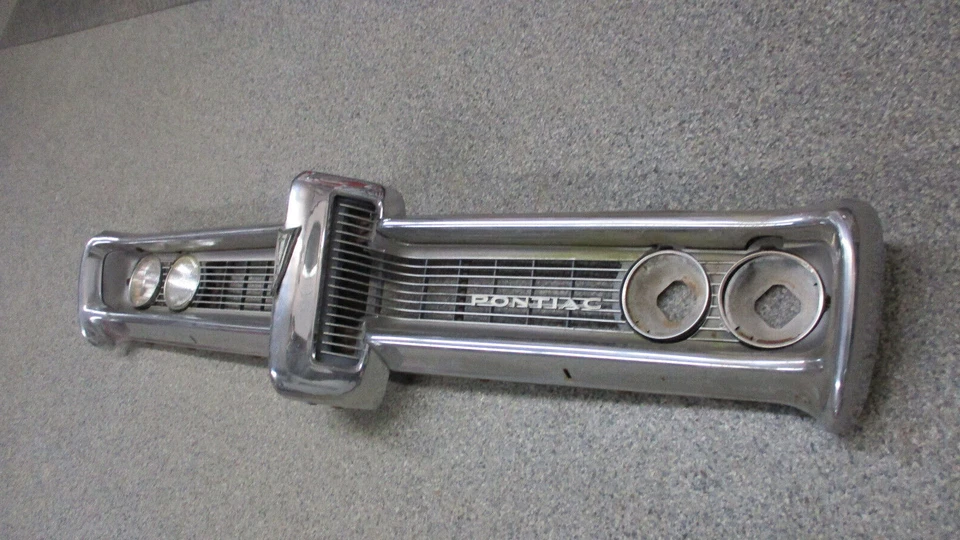 Pontiac Catalina Bonneville Parisienne 1968 conjunto de parachoques delantero con rejilla Foto 1 de 4