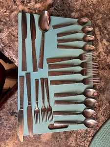 Gibson Flatware (20) Piece Serving Set Stainless China 219 - Picture 1 of 8