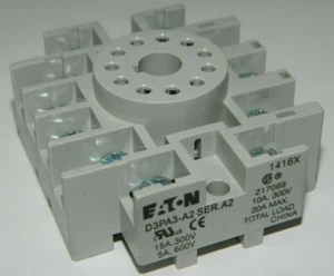 NEW Eaton D3PA3-A2 11 pin Octal DIN Rail Relay Socket 15A 300V 5A 600V 20A Max - Picture 1 of 6