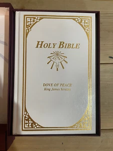 VTG 1965 Holy Bible Dove of Peace Edition King James KJV Good Will Publishing - Picture 1 of 11