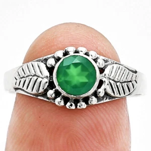 Natural Green Onyx 925 Sterling Silver Ring s.6 Jewelry R-1404 - Picture 1 of 5